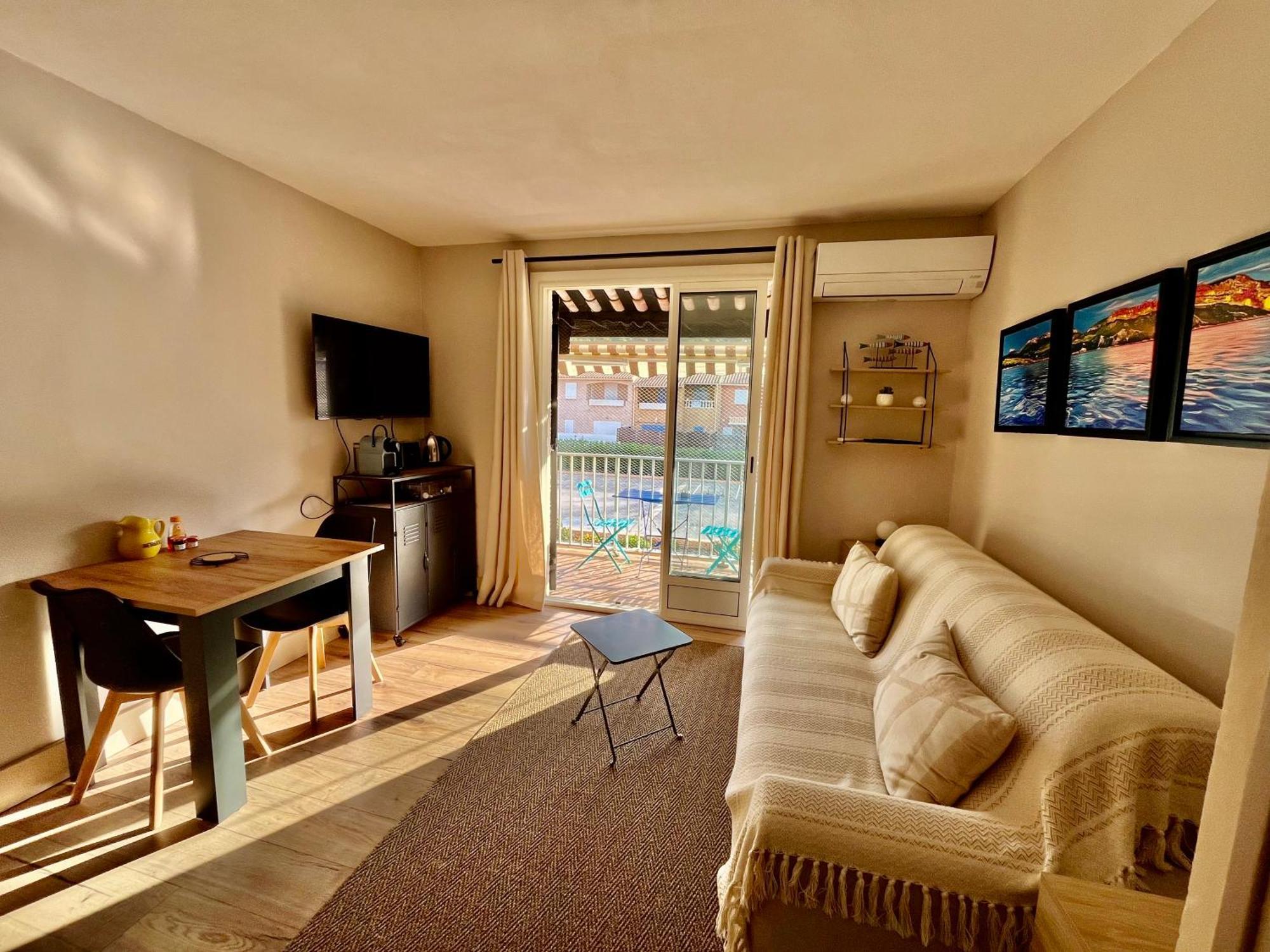 Studio Cosy En Bord De Mer سا سيرْ سور مير المظهر الخارجي الصورة